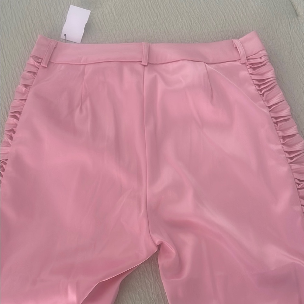 Pink Ruffled Pants - Picture 3 of 4